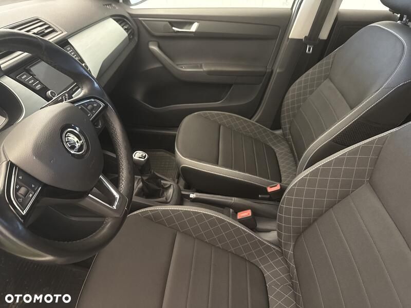 Skoda Fabia 1.0 Ambition - 11