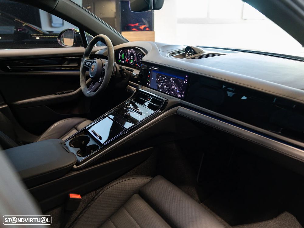Porsche Panamera 4S E-Hybrid - 28