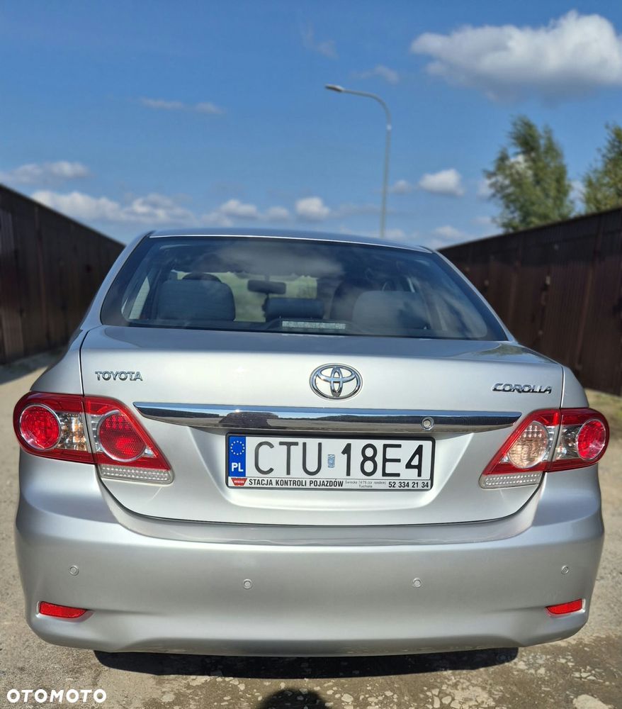 Toyota Corolla 1.4 D-4D Active - 23