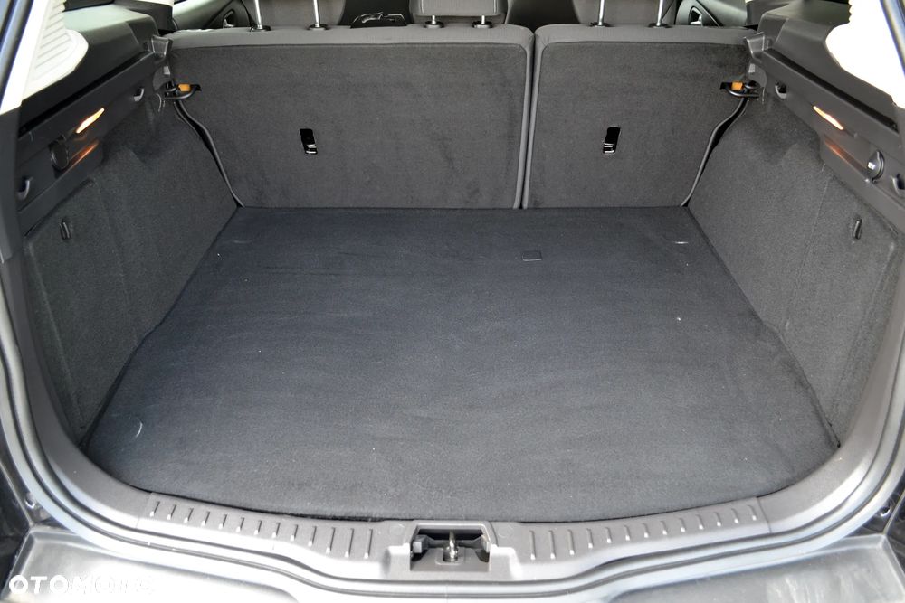 Ford Focus - 25