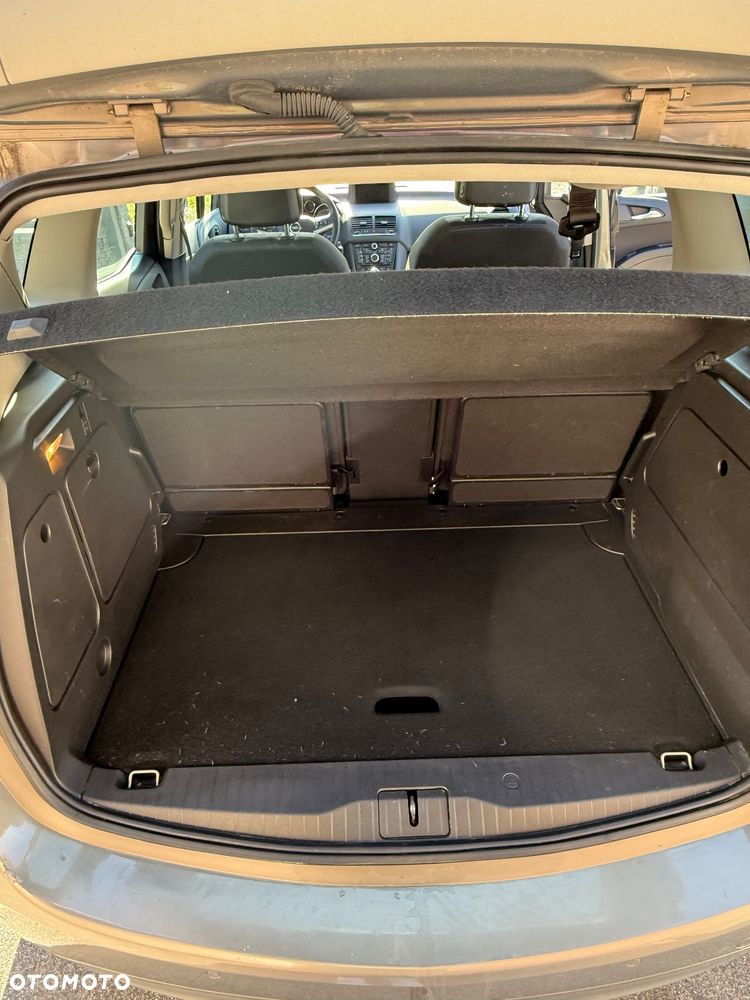 Opel Meriva - 15