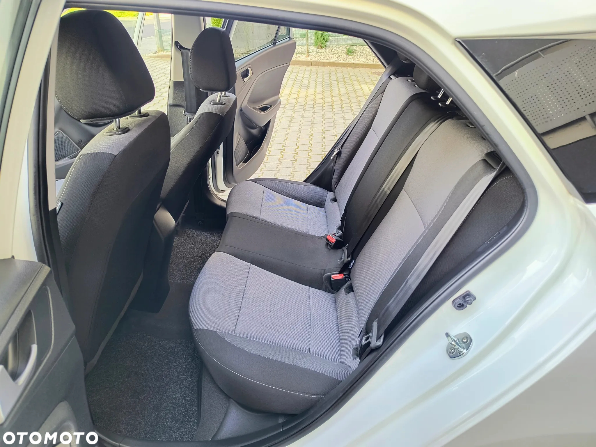 Hyundai i20 1.0 T-GDi Comfort DCT - 24