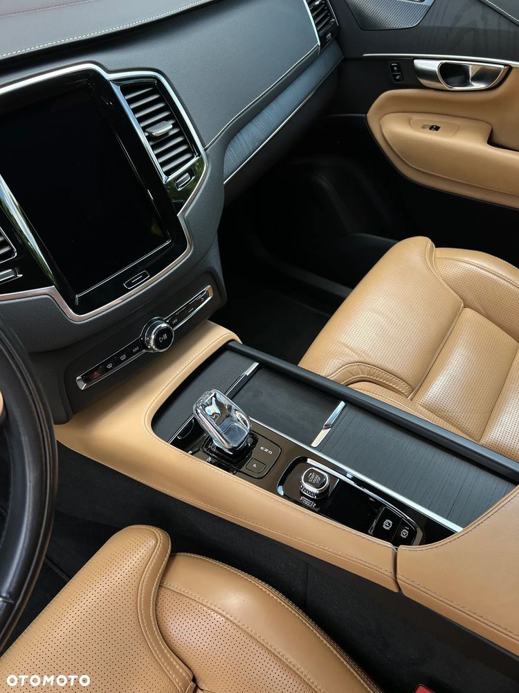 Volvo XC 90 B5 D AWD Inscription - 16