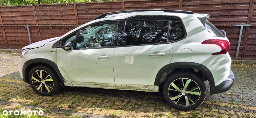 Peugeot 2008 PureTech 110 Stop&Start GT-Line Edition - 3