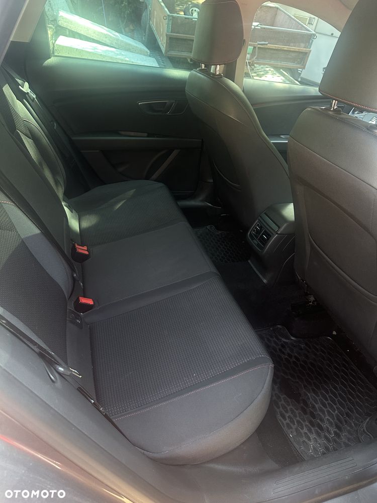 Seat Leon 2.0 TDI FR Black S&S DSG - 8