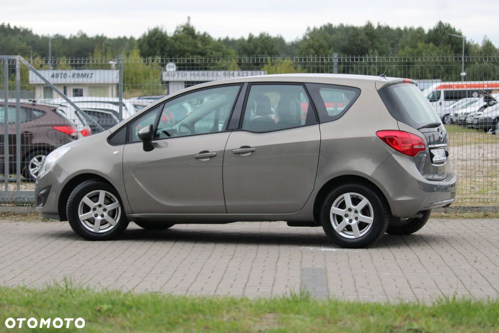 Opel Meriva - 15