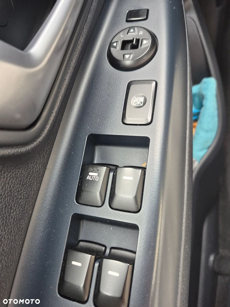 Kia Rio - 11
