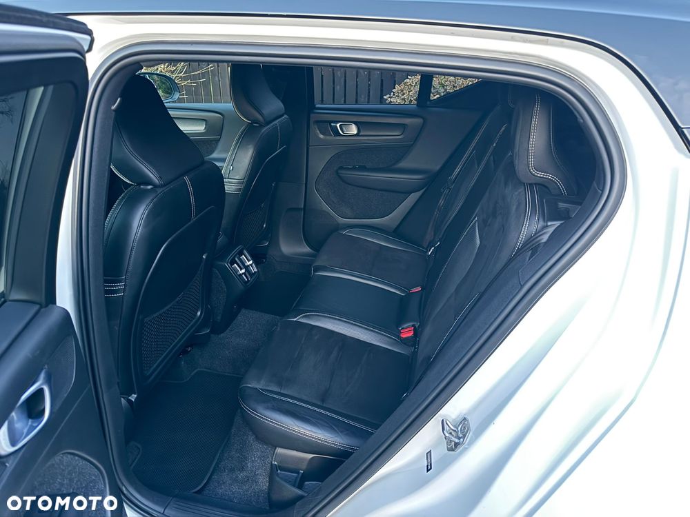 Volvo XC 40 T4 Geartronic R-Design - 4