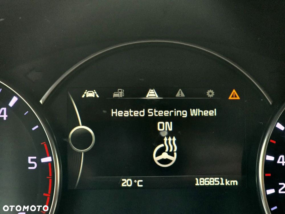 Kia Carens 1.7 CRDi 136 Fifa World Cup Edition - 40