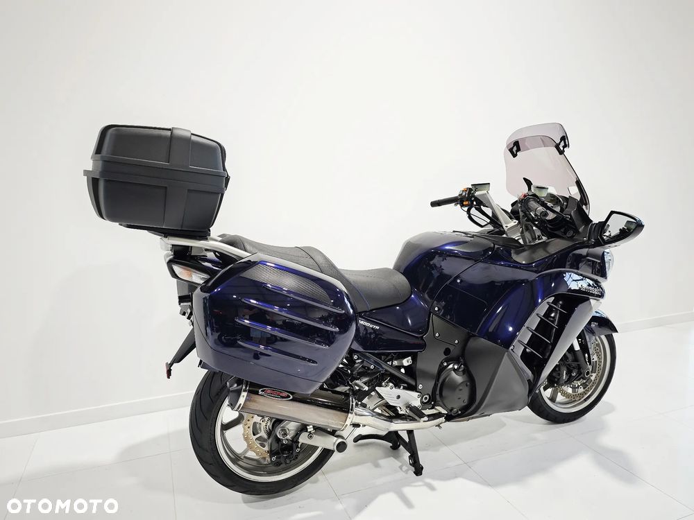 Kawasaki GTR - 7