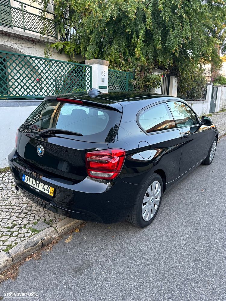 BMW 116 i Line Urban - 13