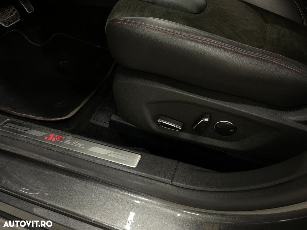 Ford Mondeo 2.0 HEV ST Line High - 19