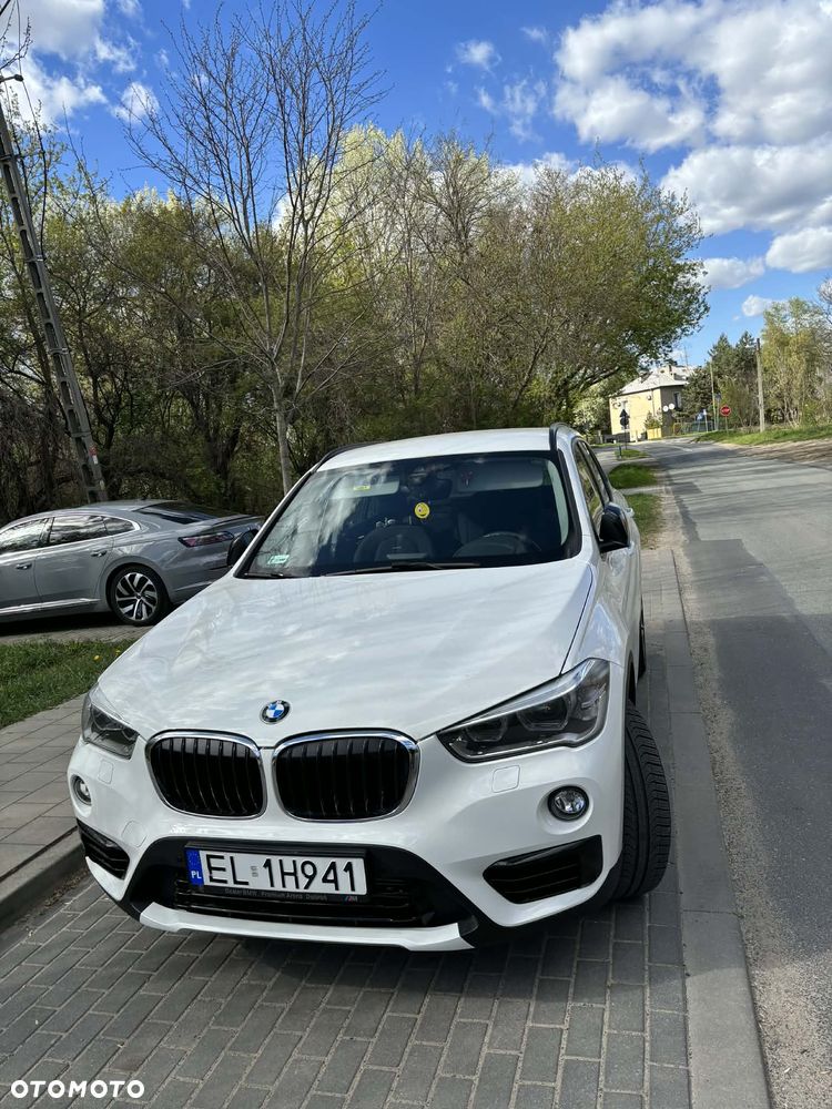 BMW X1 sDrive20i GPF - 3