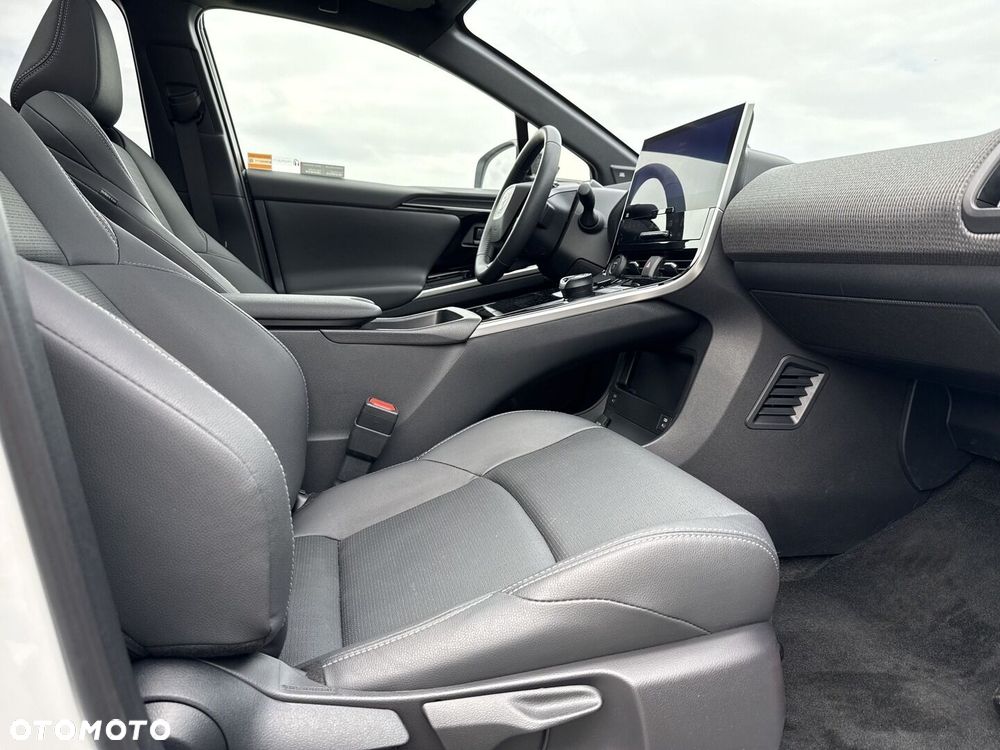 Toyota bZ4X 71.4kWh Executive - 9