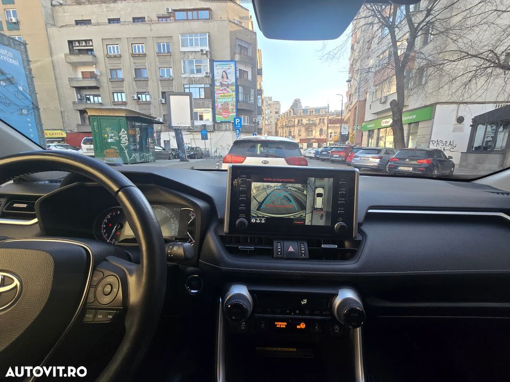 Toyota RAV4 2.0P CVT AWD Luxury - 10