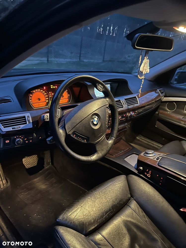 BMW Seria 7 730d - 16