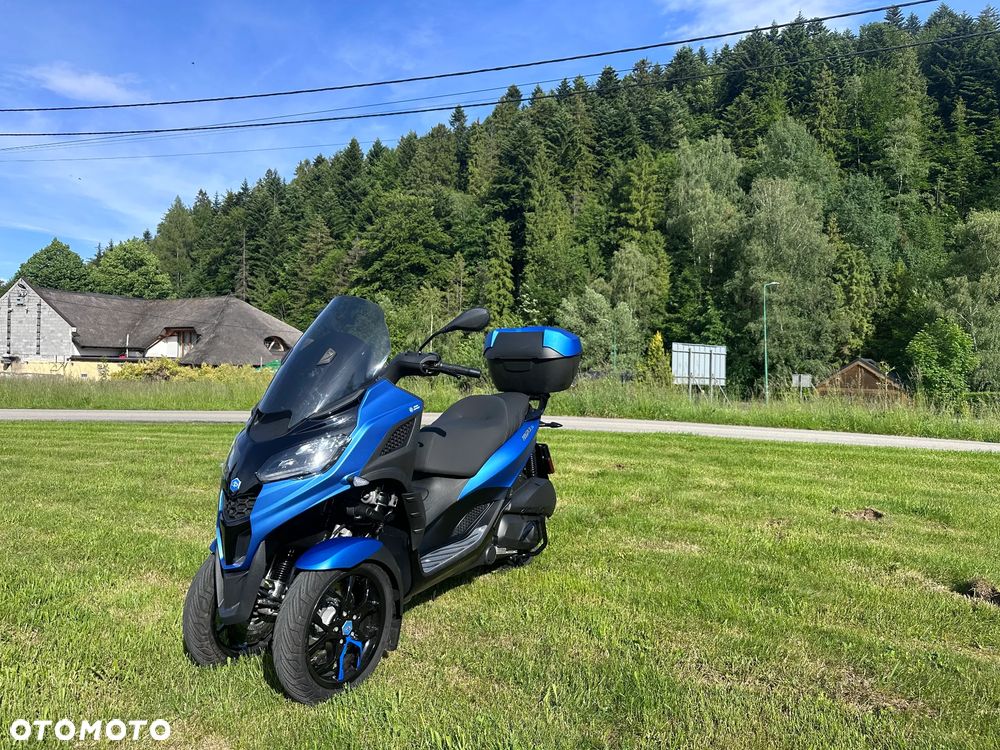Piaggio MP-3 - 11
