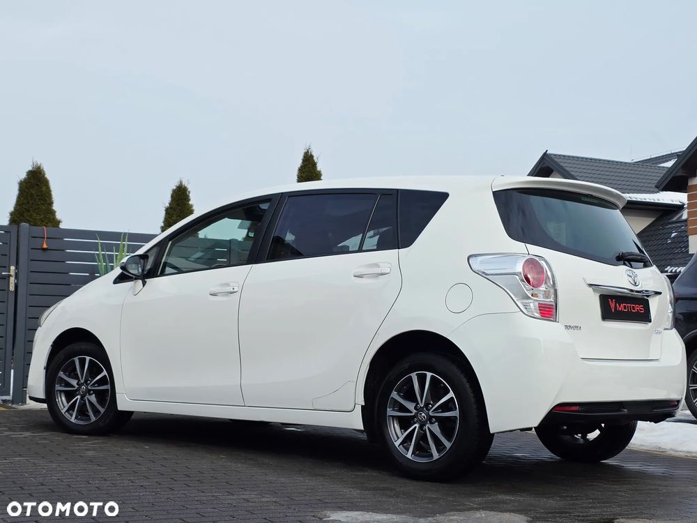 Toyota Verso 1.6 D-4D Premium - 29