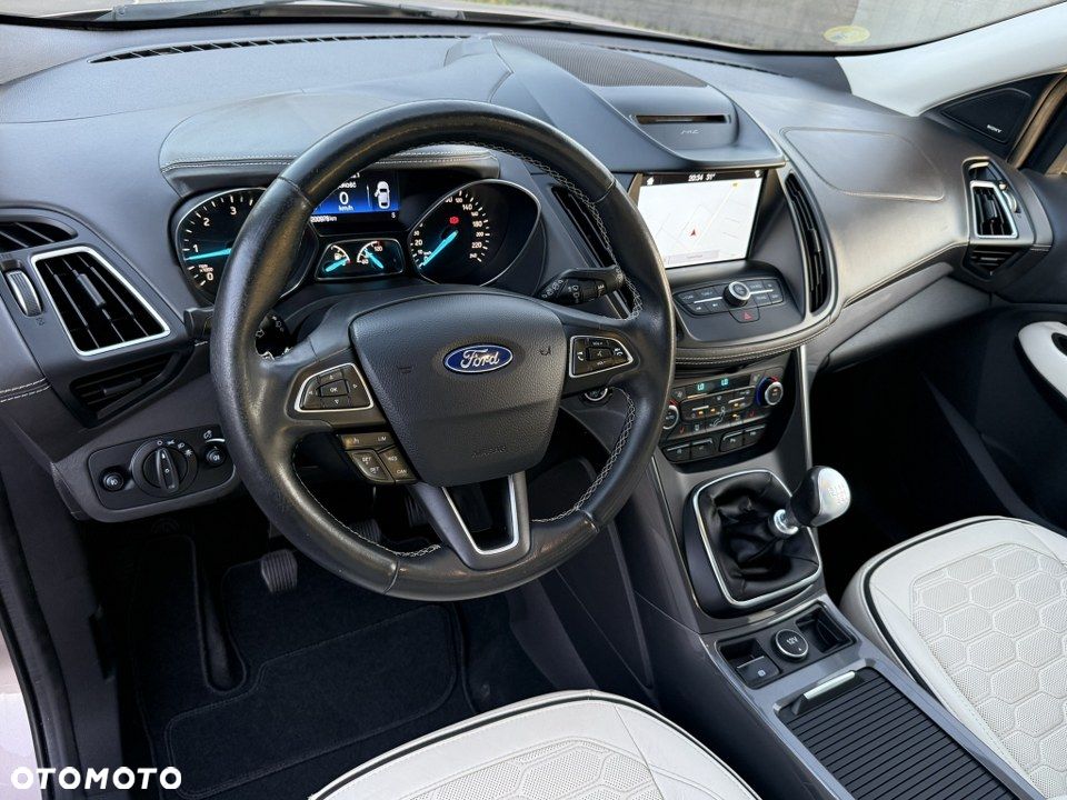 Ford Kuga Vignale 2.0 TDCi AWD - 20