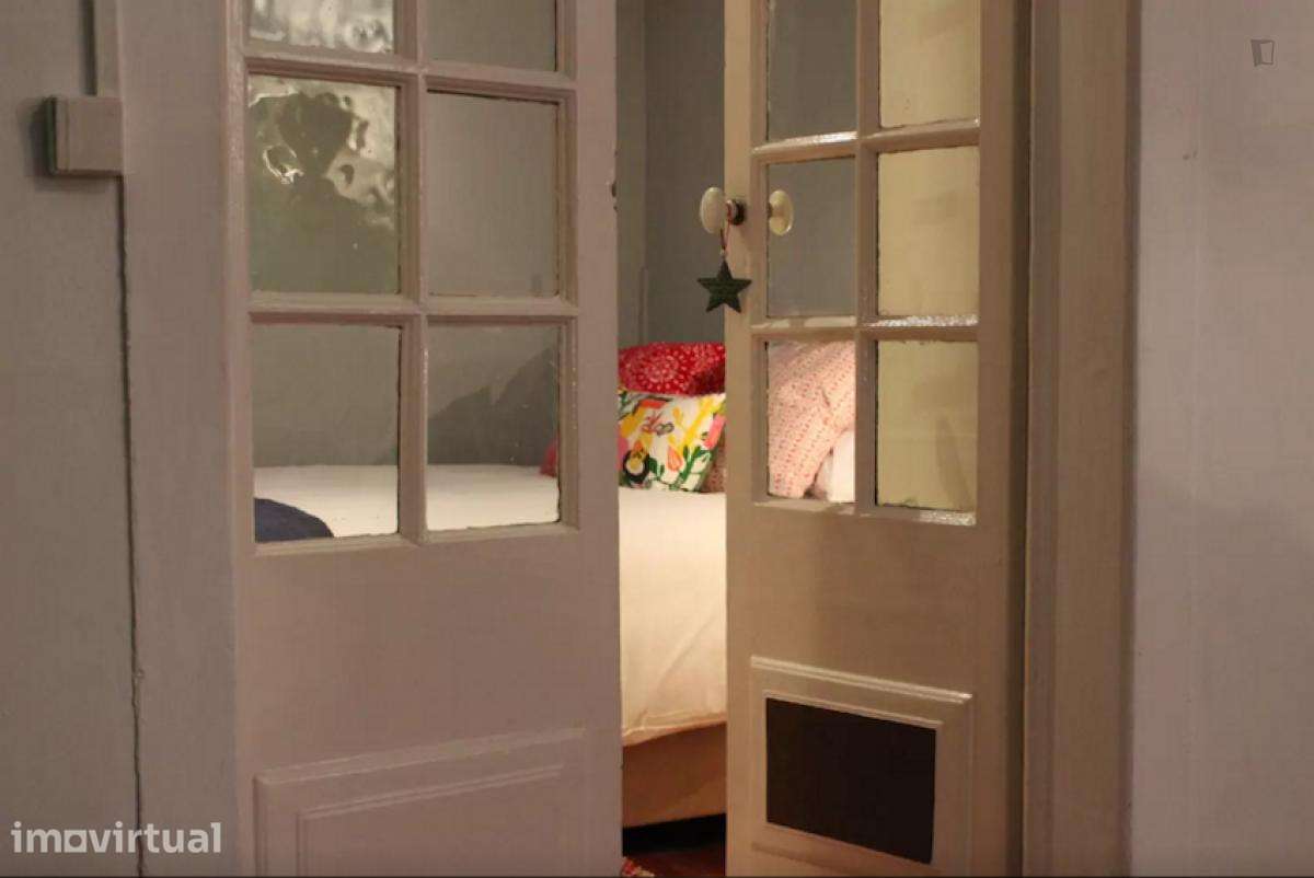 Apartamento com 1 quartos - localizado em Princípe Real Lisbon - Grande imagem: 3/15