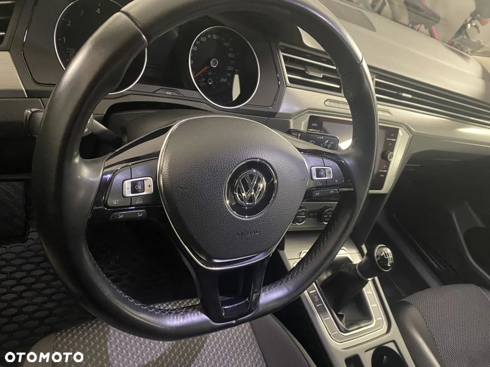 Volkswagen Passat 1.4 TSI BMT ACT Comfortline - 4