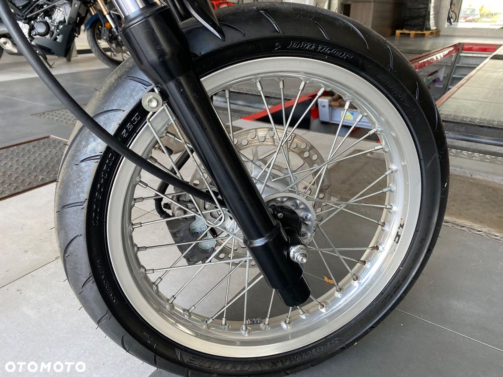 Suzuki DR - 12