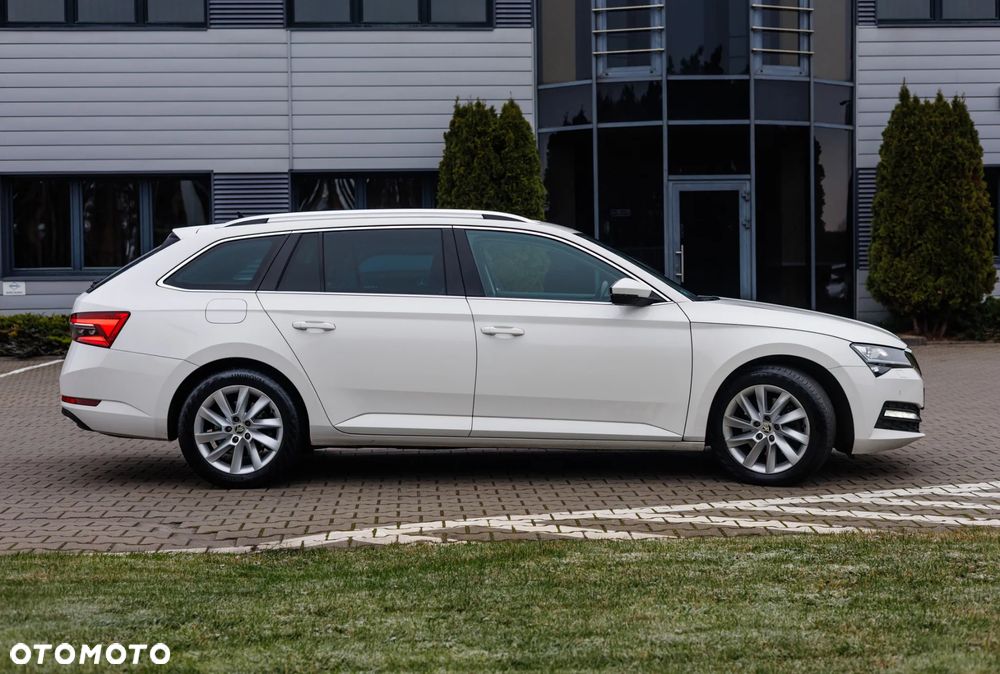 Skoda Superb 2.0 TDI Ambition - 2