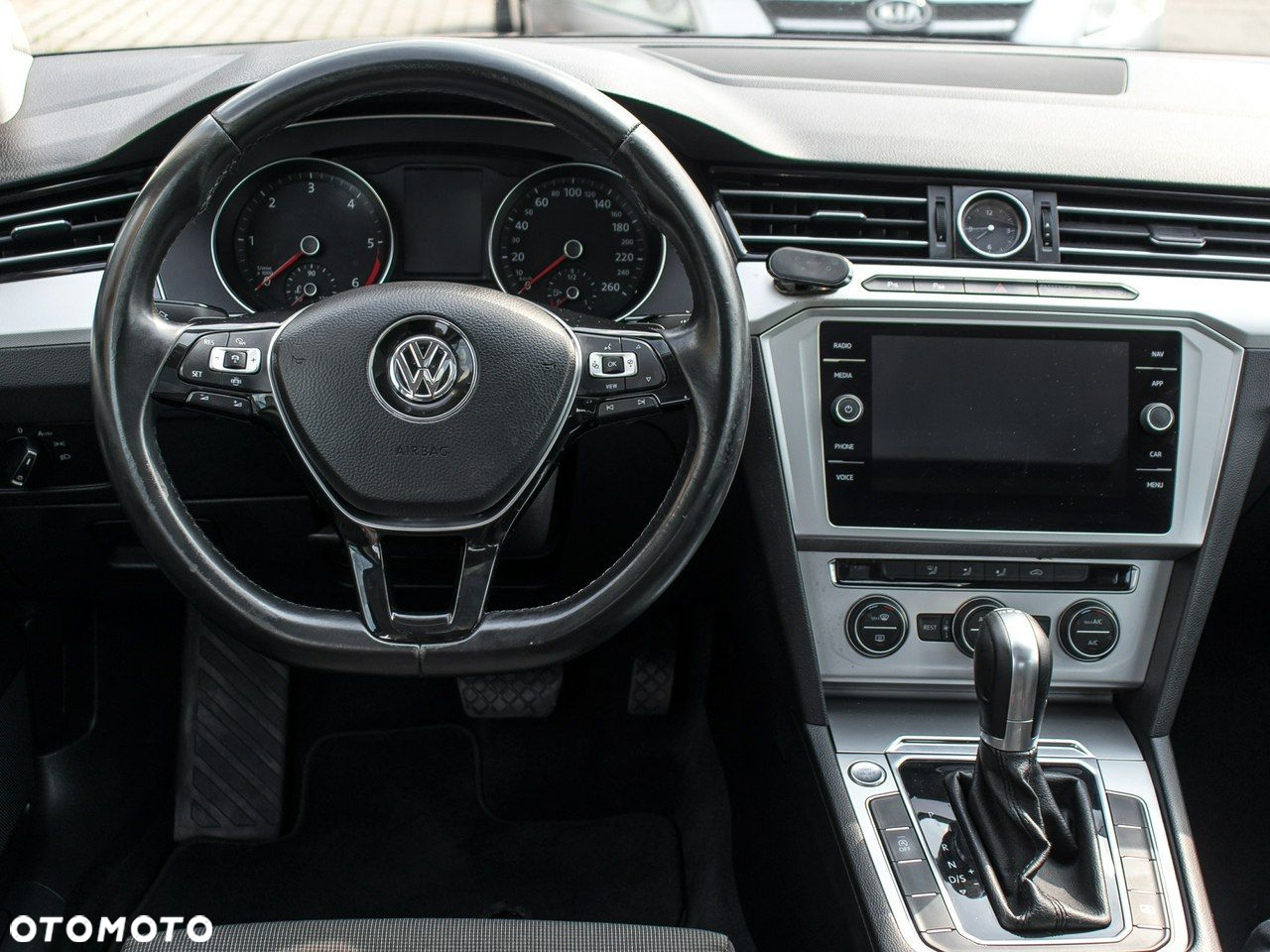 Volkswagen Passat 2.0 TDI BMT Highline DSG - 13
