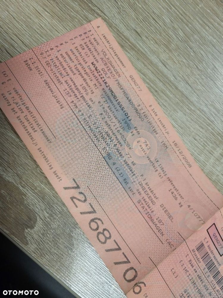 Volkswagen Golf - 16