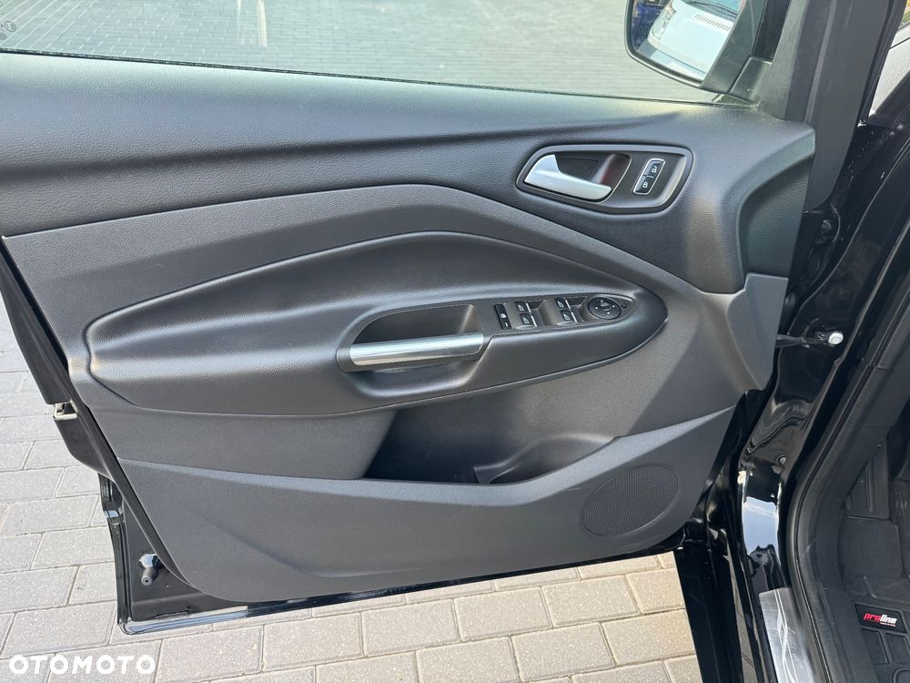 Ford Kuga 2.0 TDCi 4x4 Individual - 21