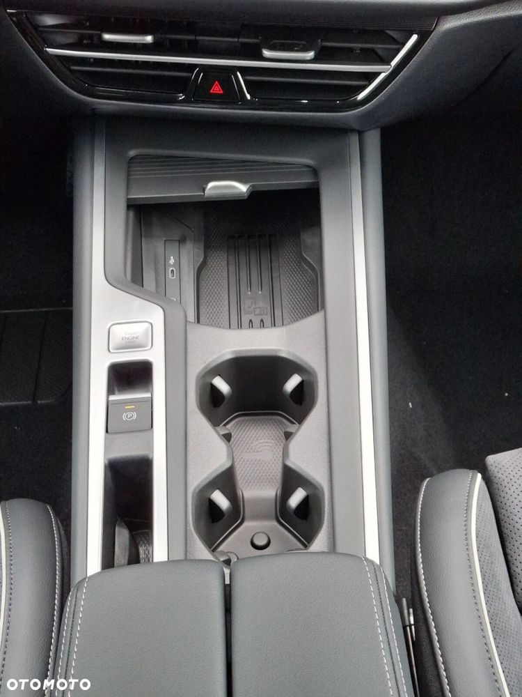 Volkswagen Passat - 25