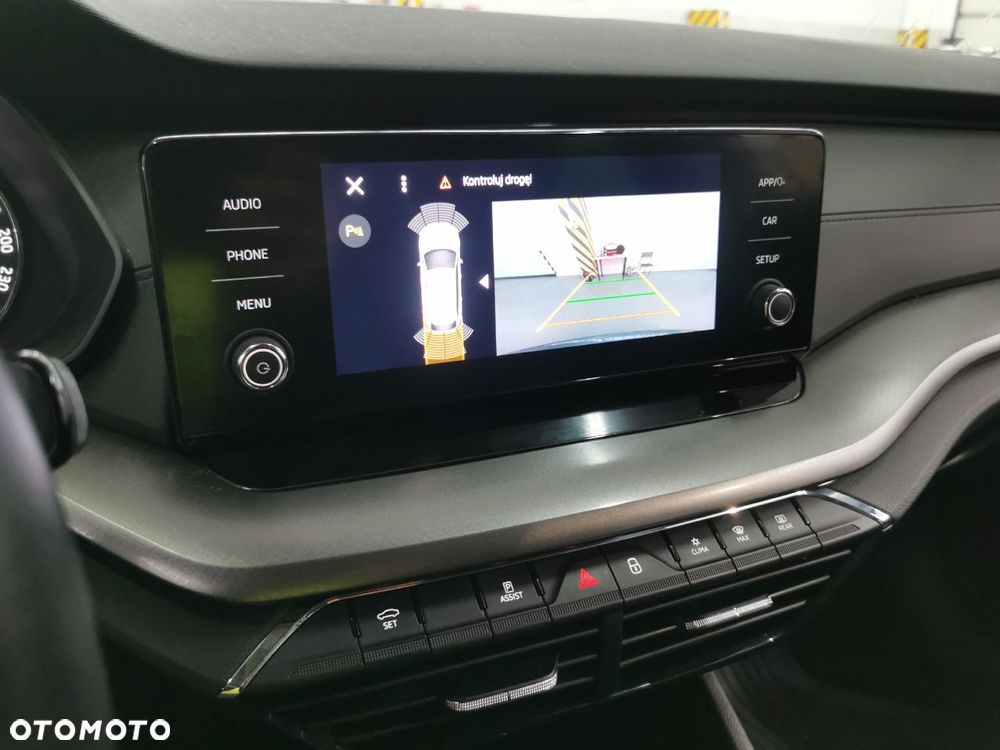 Skoda Octavia 2.0 TDI SCR Ambition DSG - 8