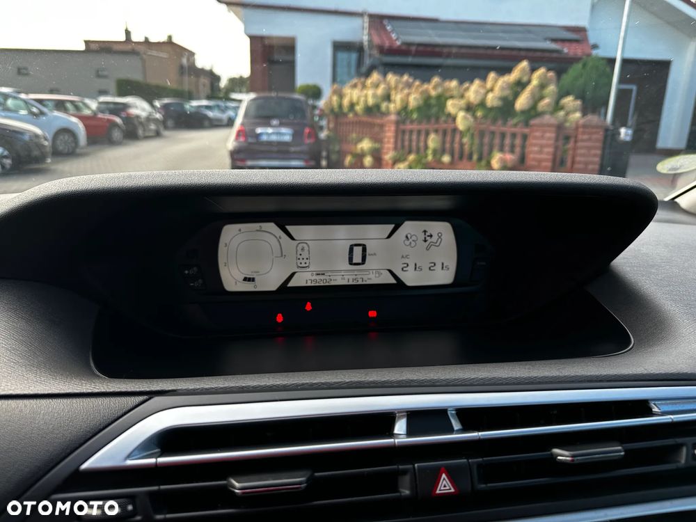 Citroën C4 Grand Picasso - 11