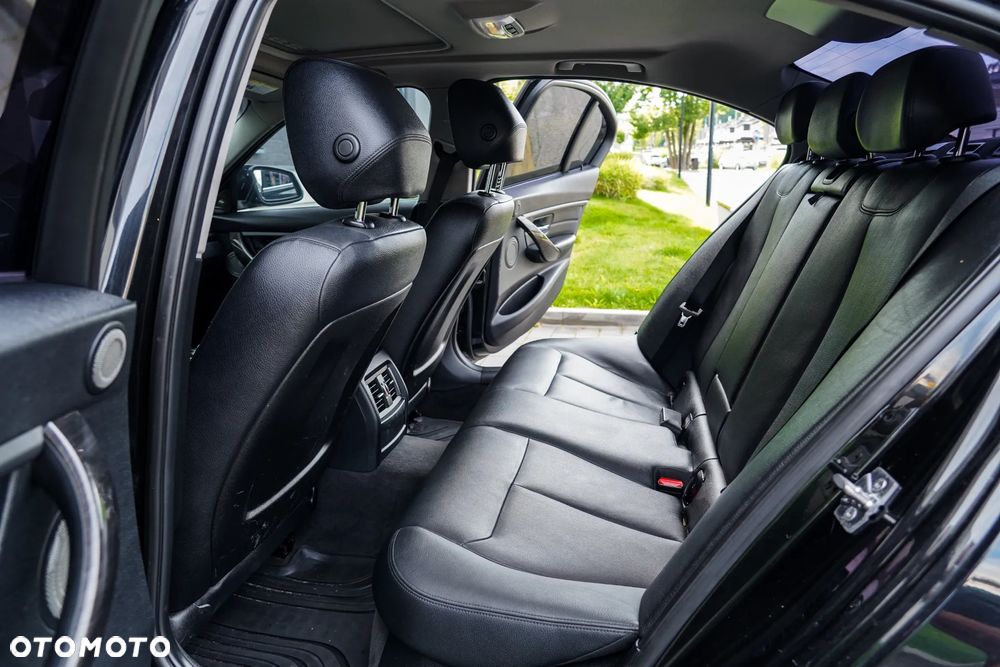 BMW Seria 3 - 6