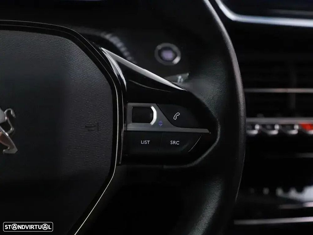 Peugeot e-2008 50 kWh Allure - 11