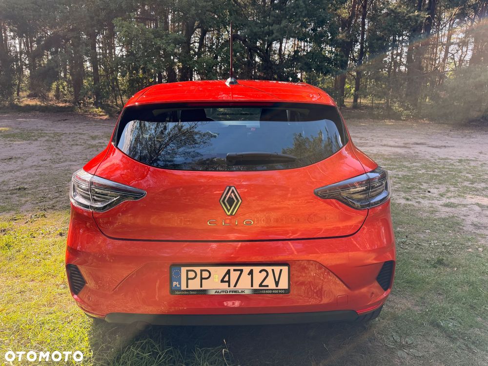 Renault Clio TCe 90 EVOLUTION - 4