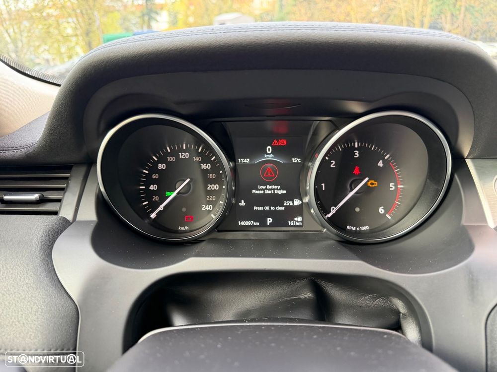 Land Rover Range Rover Evoque 2.0 D150 AWD R-Dynamic HSE Auto - 29
