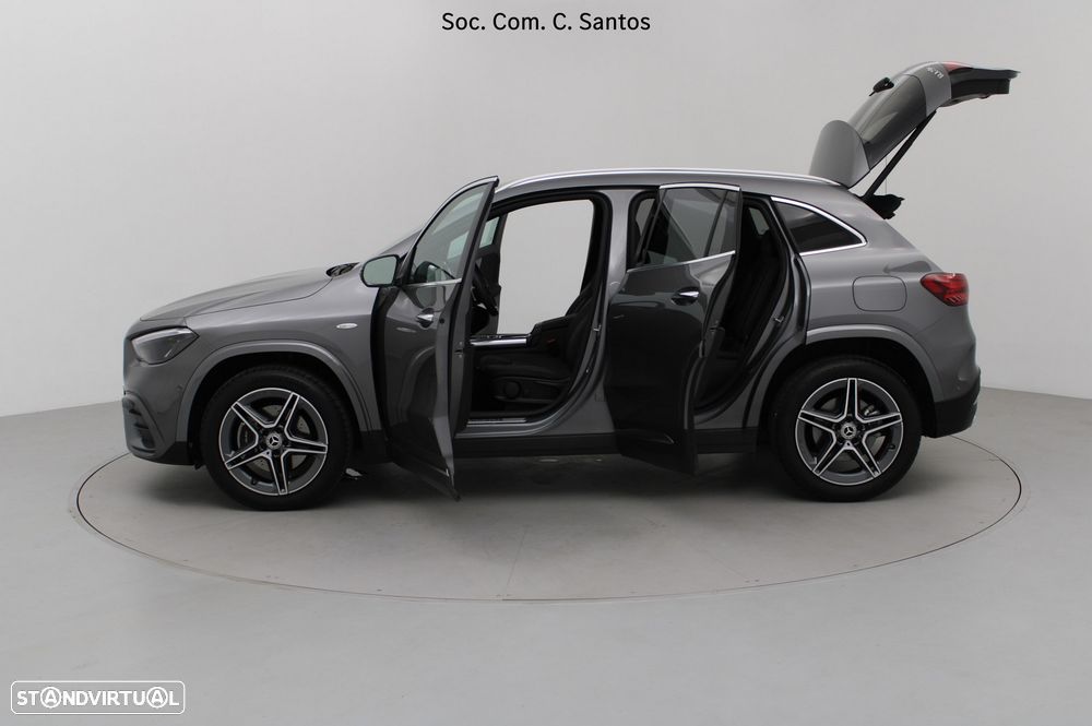 Mercedes-Benz GLA 250 e AMG Line - 9