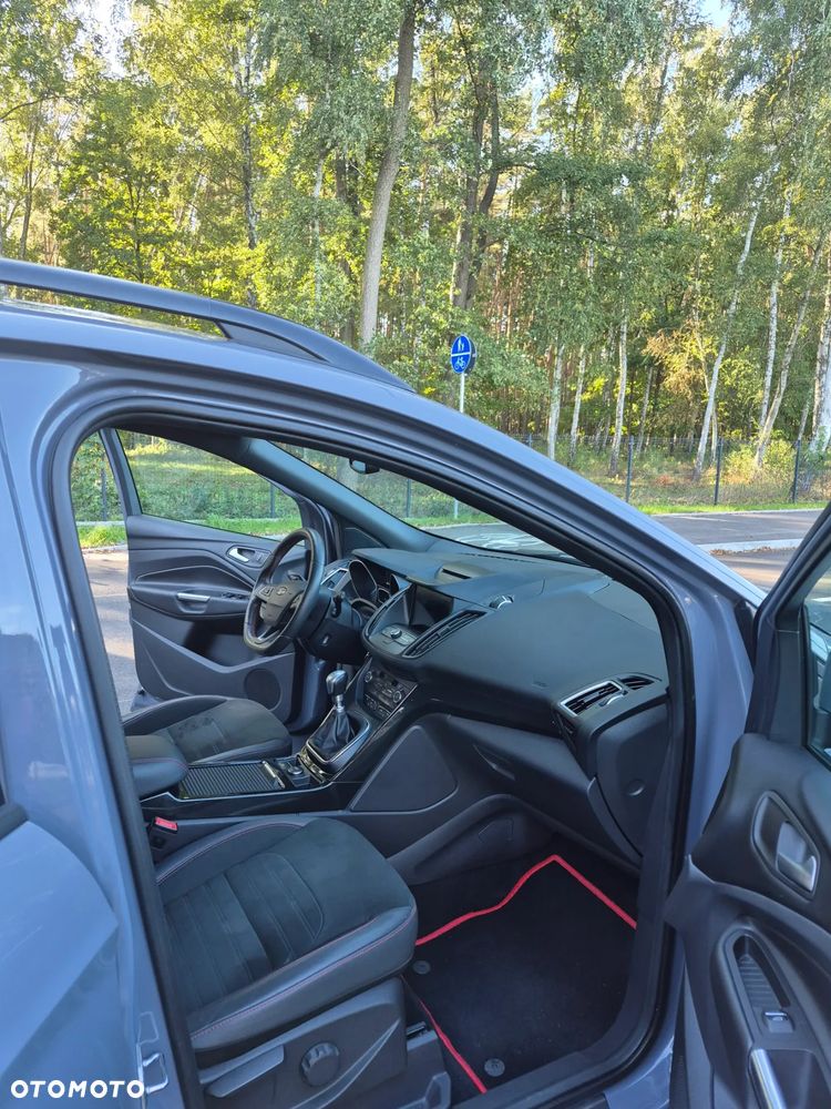 Ford Kuga 1.5 EcoBoost FWD ST-Line ASS - 20