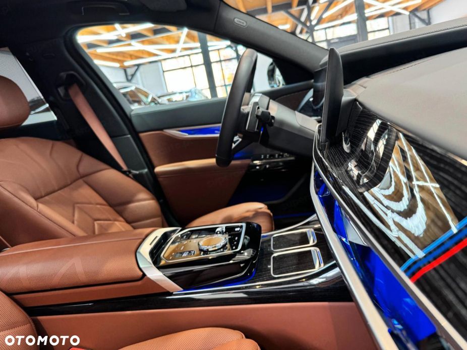 BMW Seria 7 740d xDrive mHEV M Sport sport - 10