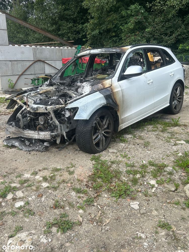 Audi SQ5 - 5