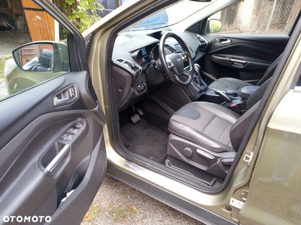 Ford Kuga 2.0 TDCi 4x4 Titanium - 9
