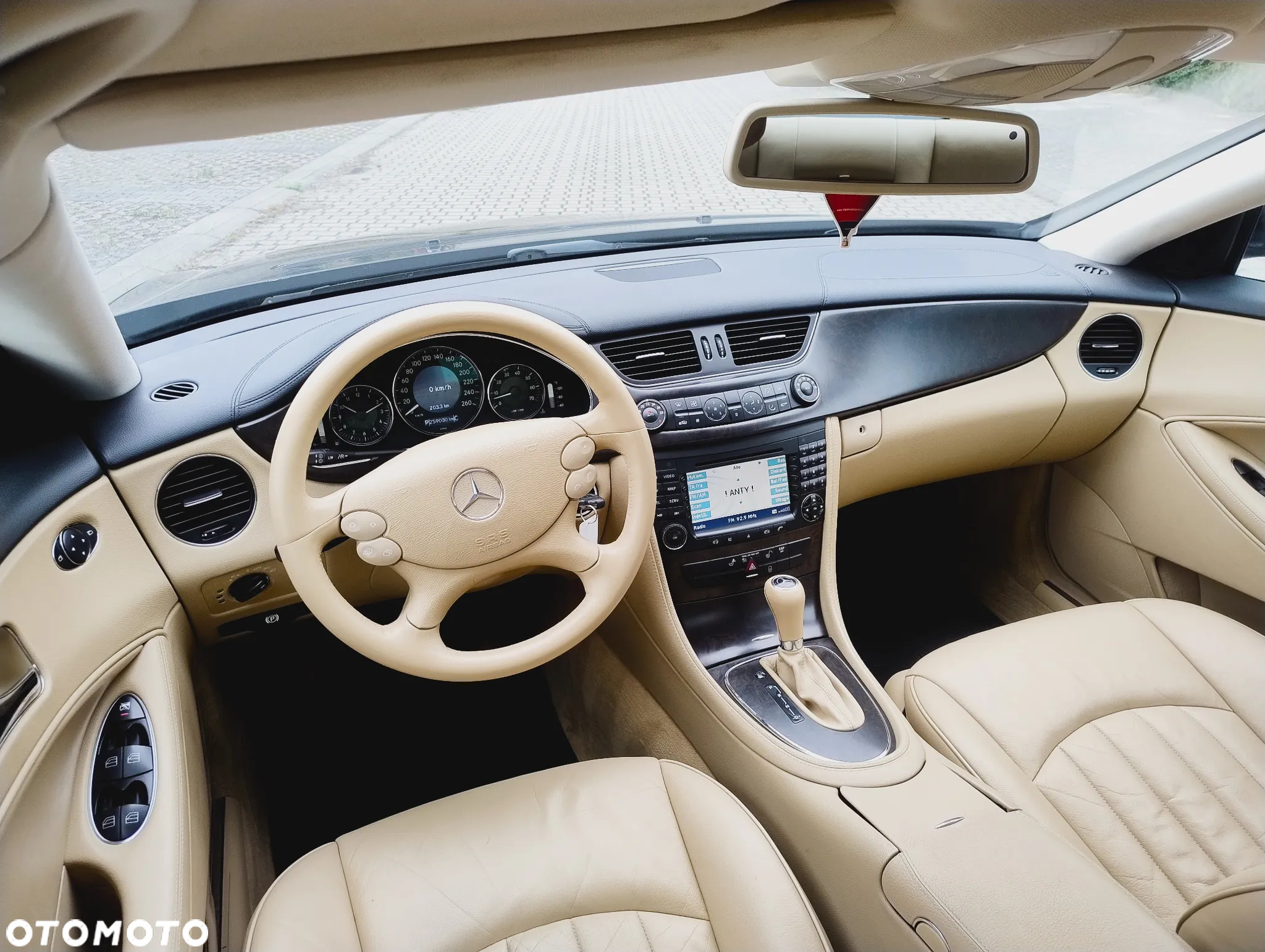 Mercedes-Benz CLS 350 - 13