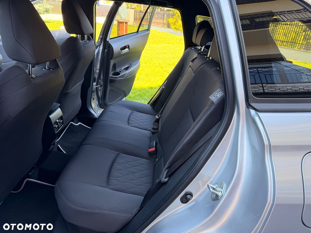 Toyota Corolla Cross 2.0 Hybrid Style AWD - 31