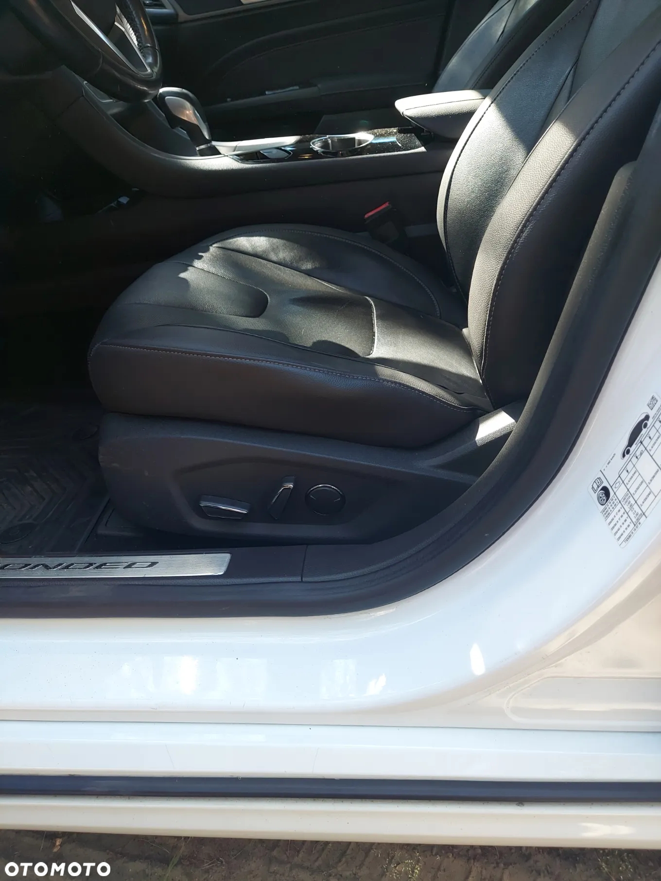 Ford Mondeo 1.5 EcoBoost Titanium - 20