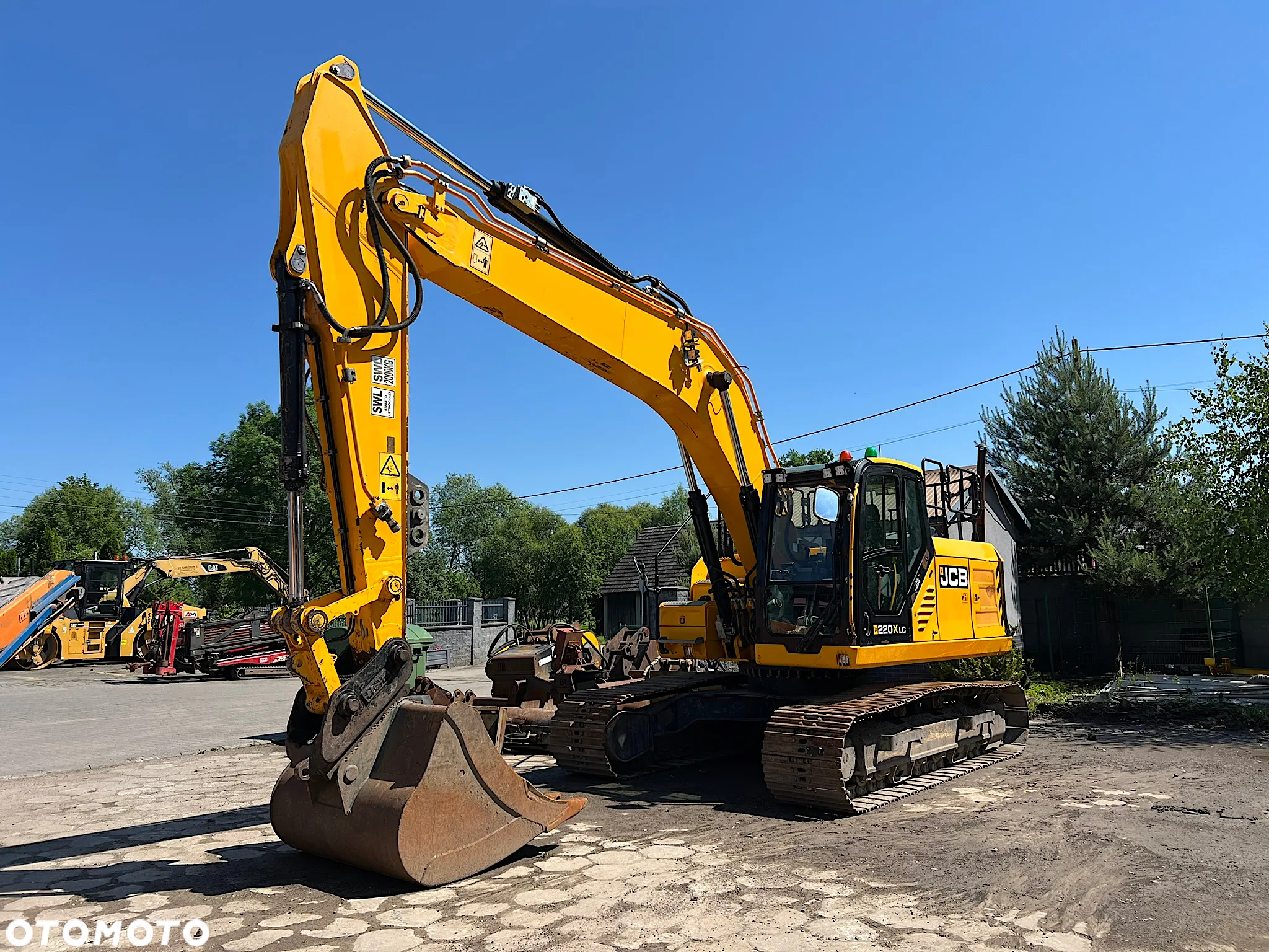 JCB 220X LC - 2