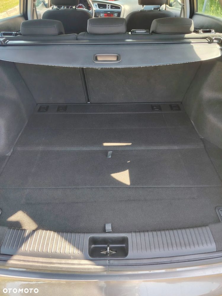 Kia Ceed 1.6 GDI Business Line - 15