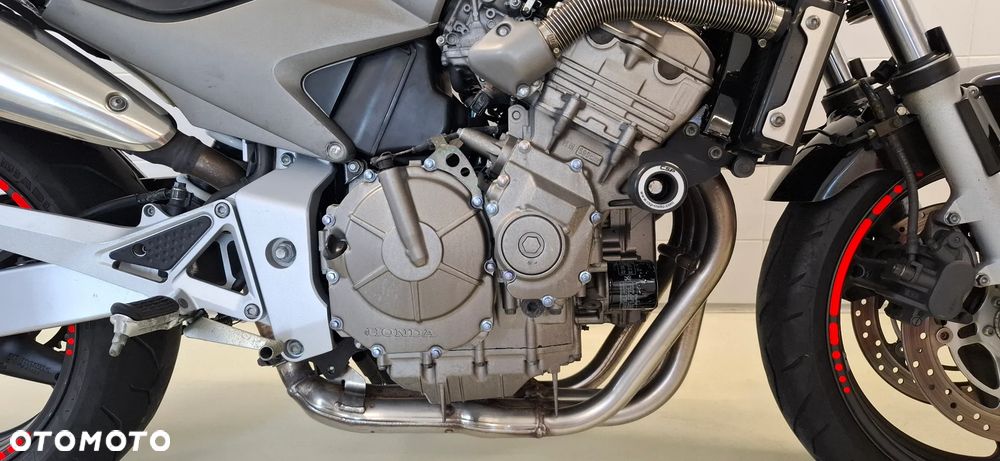 Honda Hornet - 11