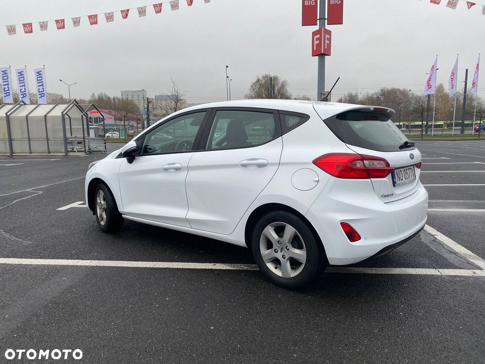 Ford Fiesta 1.5 TDCi ACTIVE - 5