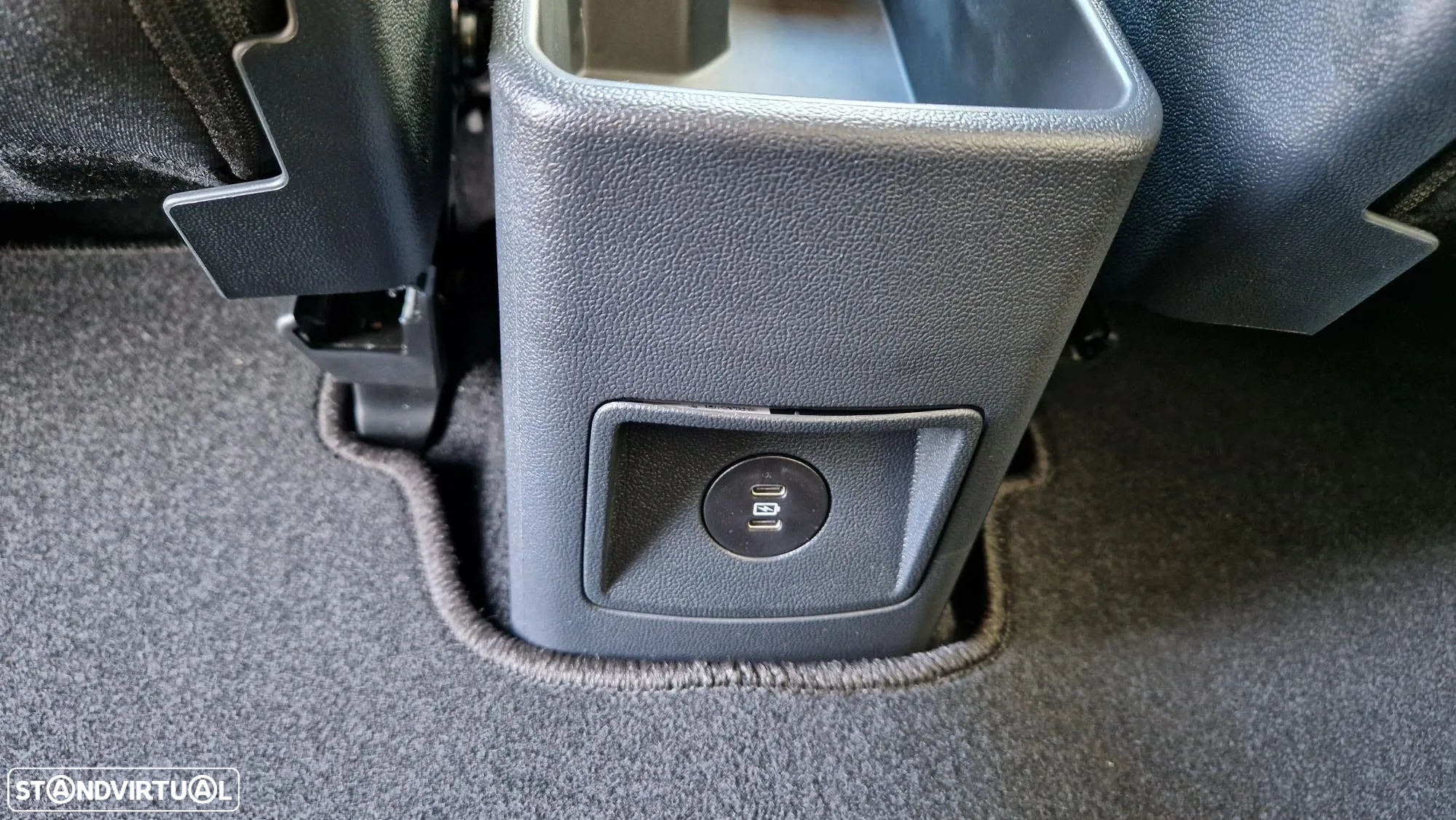 Ford Tourneo Courier 1.0 EcoBoost Titanium - 15